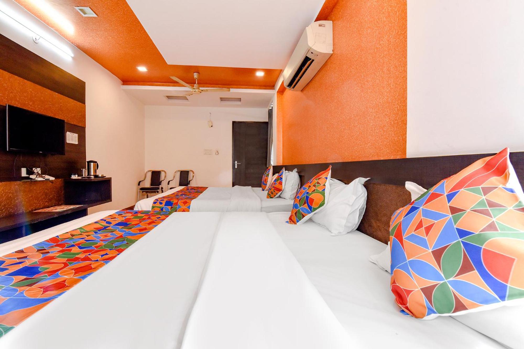 Fabhotel Prestige Elite - Nashik Road Екстериор снимка
